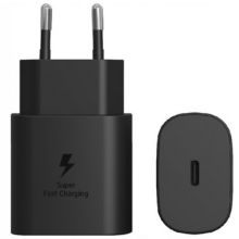 Czarna ładowarka sieciowa na jasnym tle.